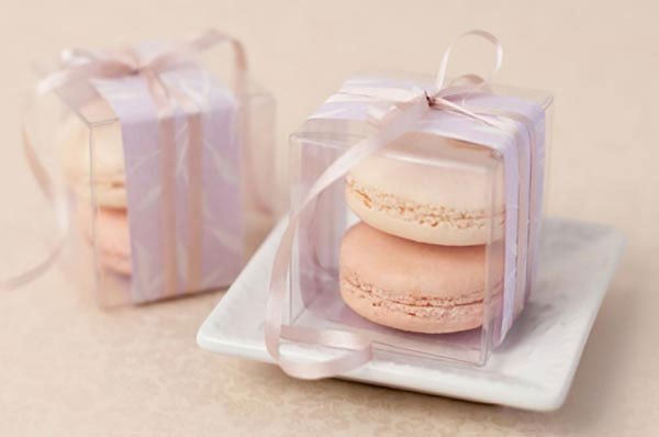 boite cadeaux invites macarons